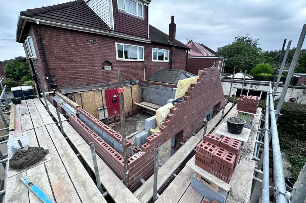 Brickbuilt extension without a roof